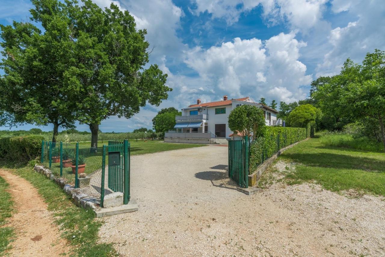 Apartments Kadum 25 Kadumi Экстерьер фото