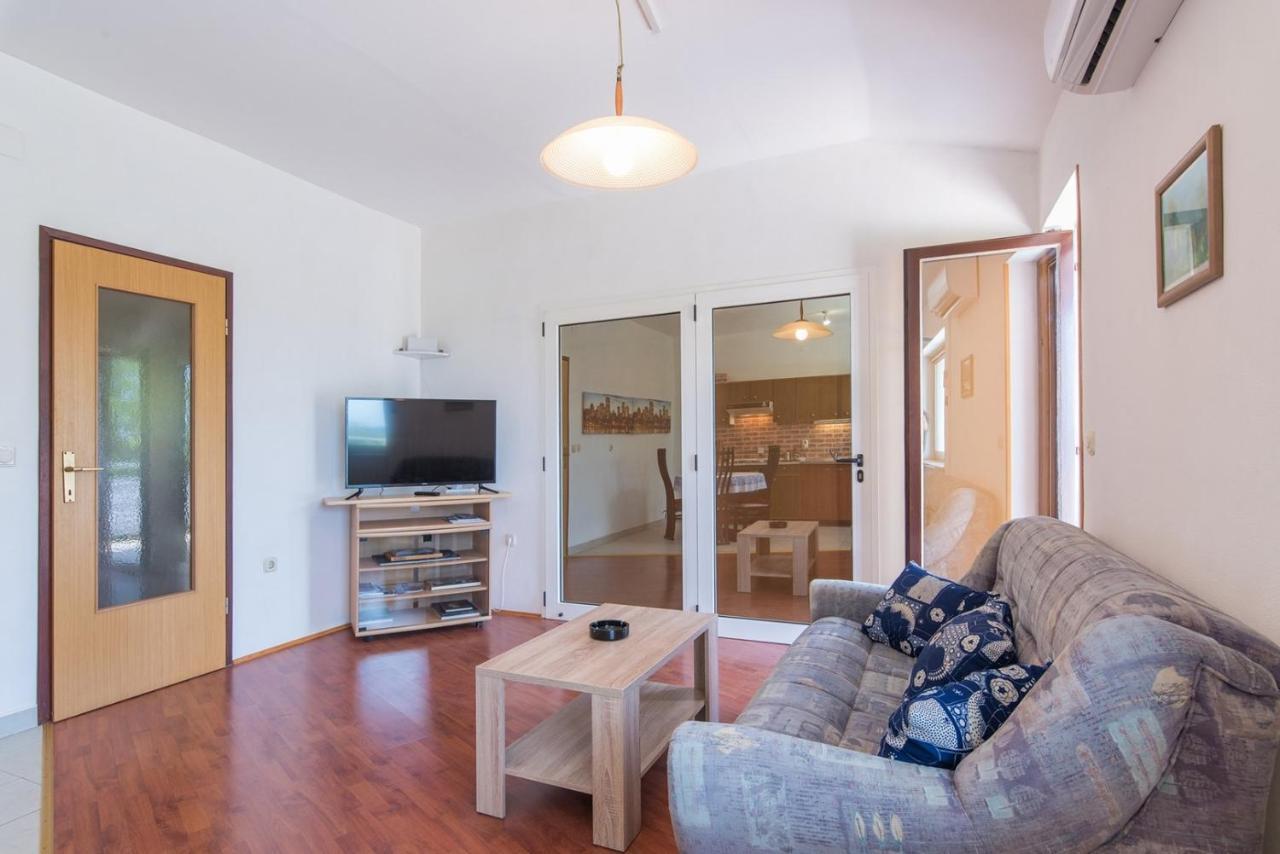 Apartments Kadum 25 Kadumi Экстерьер фото